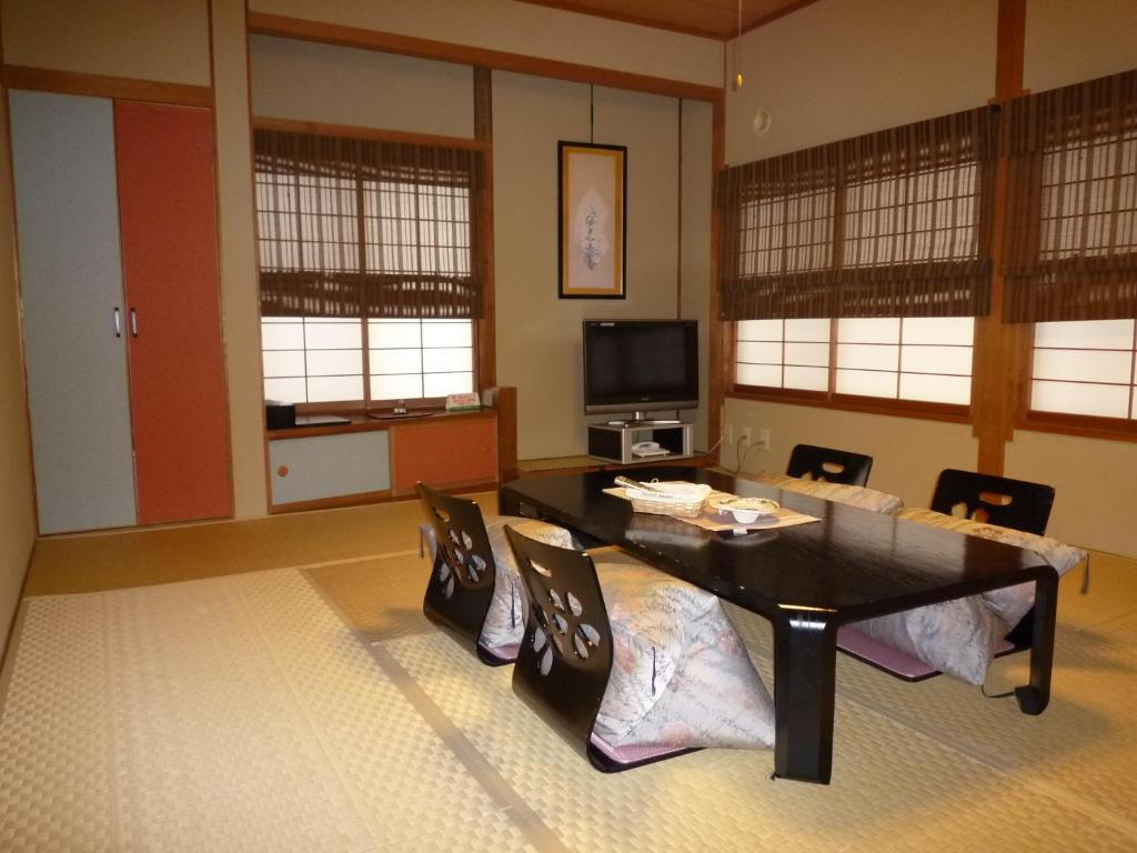 Yudanaka Tawaraya Ryokan Yamanouchi  Room photo