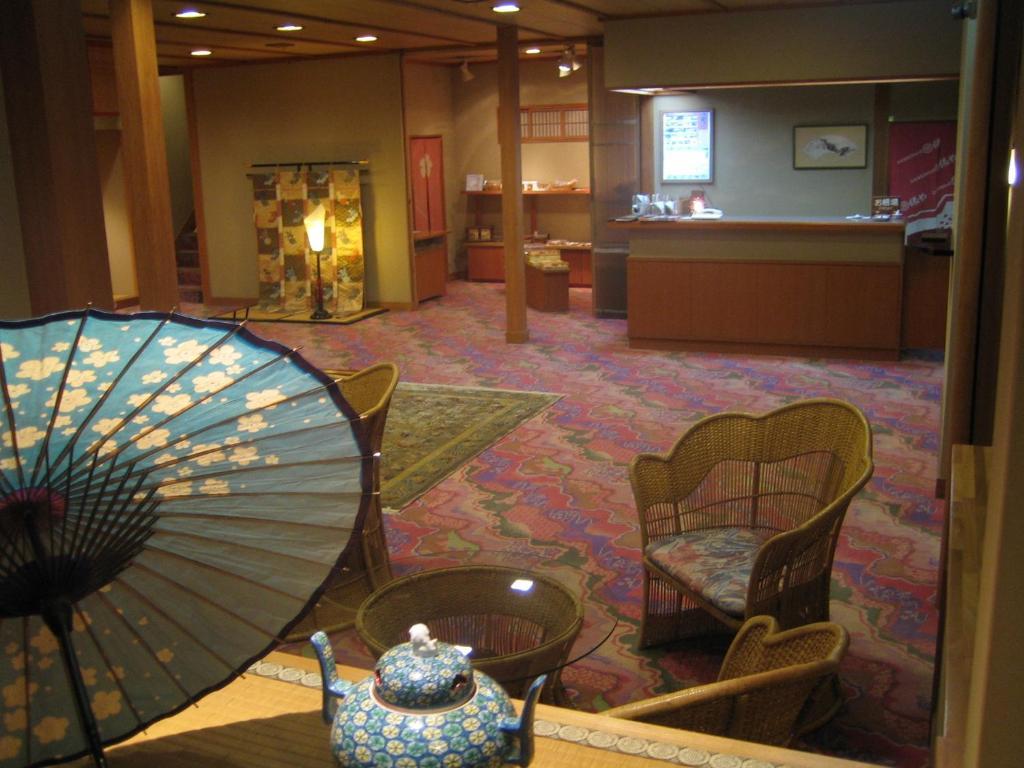 Yudanaka Tawaraya Ryokan Yamanouchi  Exterior photo