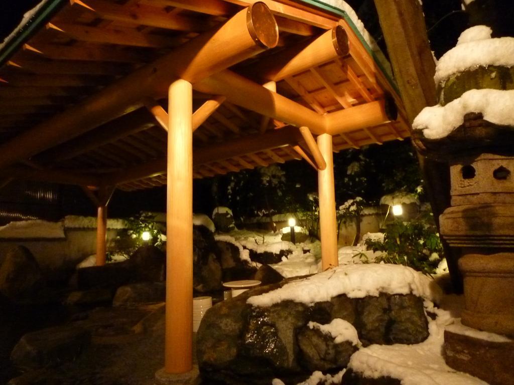 Yudanaka Tawaraya Ryokan Yamanouchi  Exterior photo